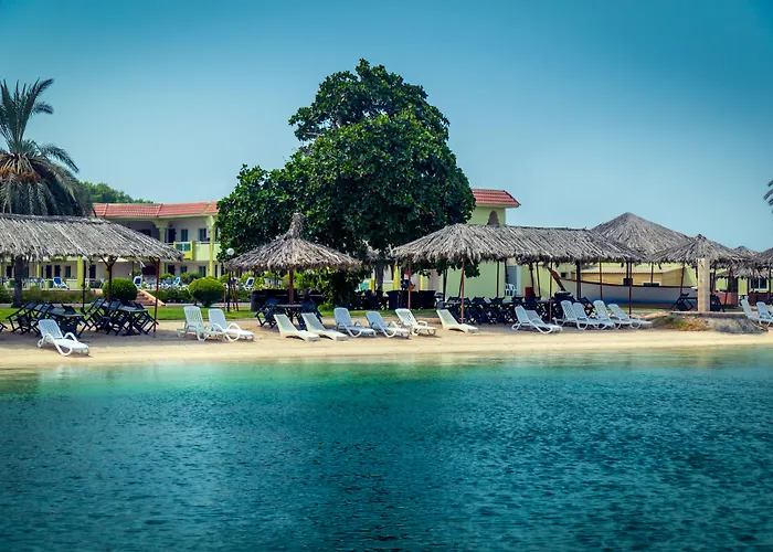 Flamingo Beach Hotel